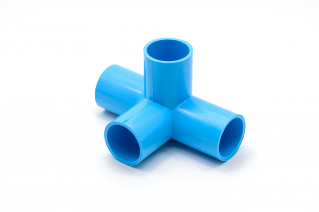 Conector PVC clip tubería riego